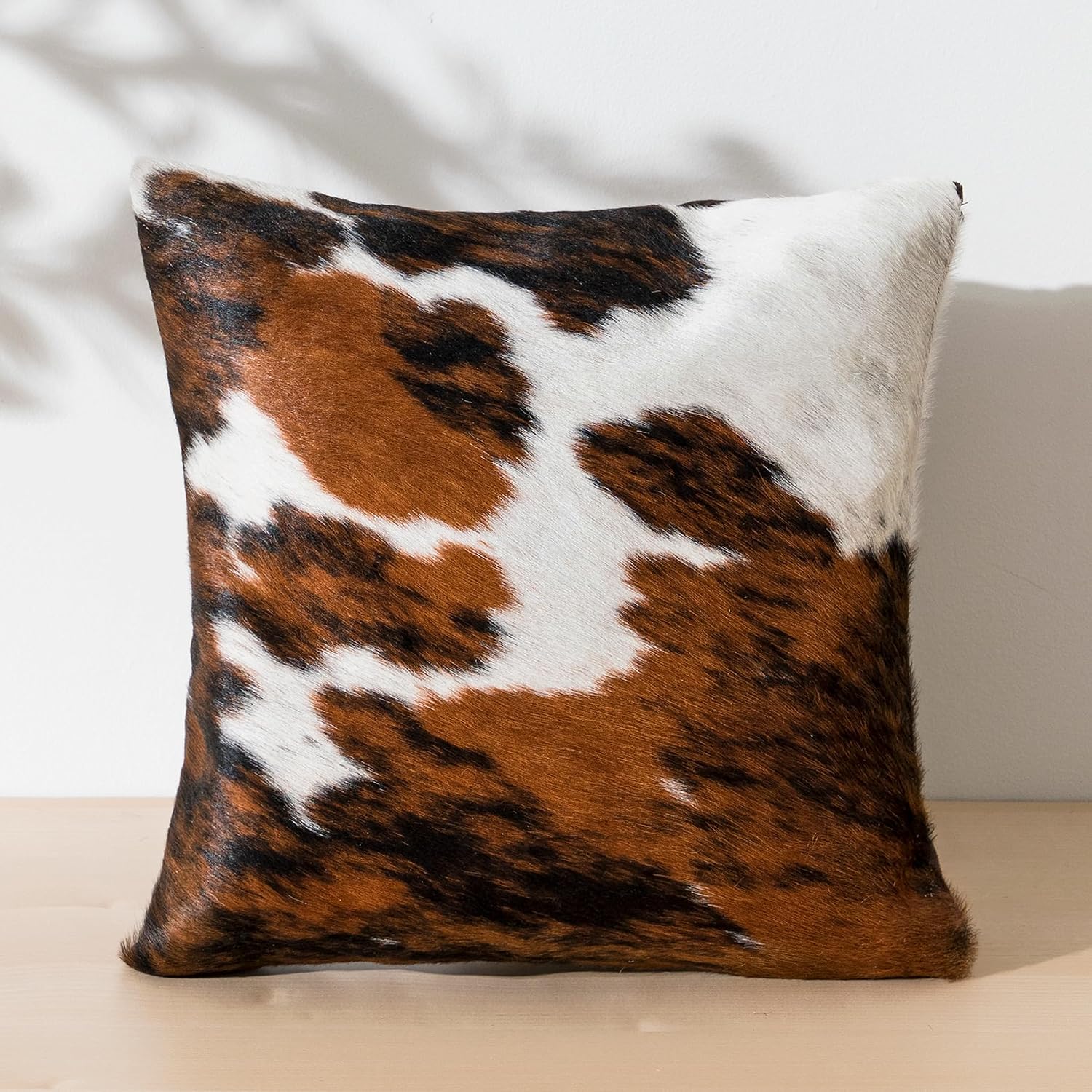 Premium Tricolor Cowhide Cushion Cover – Genuine Leather Decorative Pillow Case for Luxury Home Decor - Image 4