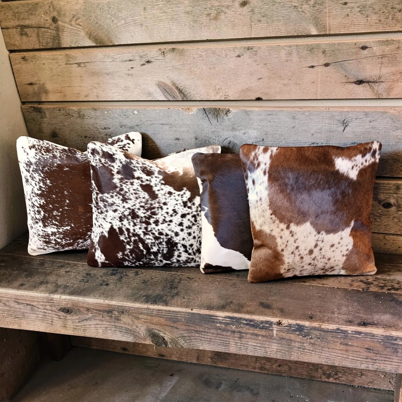 Premium Tricolor Cowhide Cushion Cover – Genuine Leather Decorative Pillow Case for Luxury Home Decor - Image 2